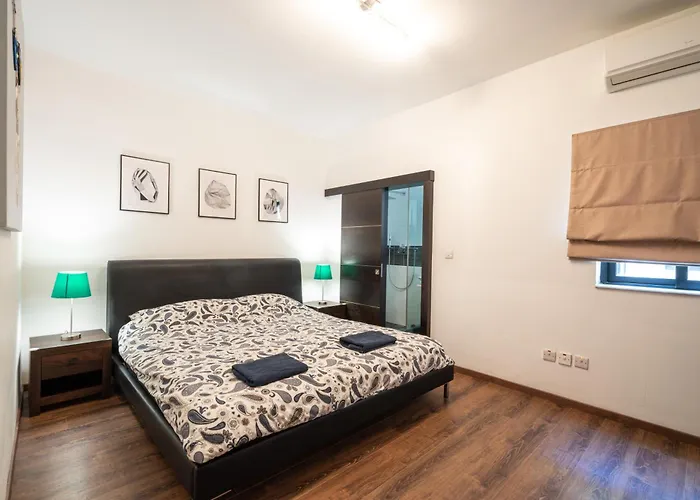 Stunning In Saint Julians With Sea Views